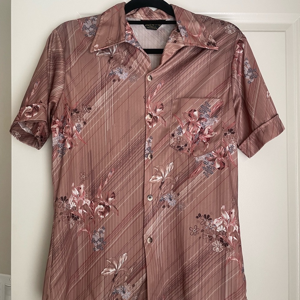 Mr. Jan Made in California Floral Pattern Button Down Shirt